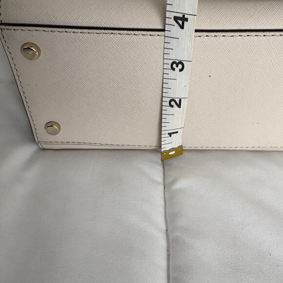 Kate Spade Cedar Street Small Hayden Pebble/Warm Putty Shoulder Crossbody - Picture 5 of 11